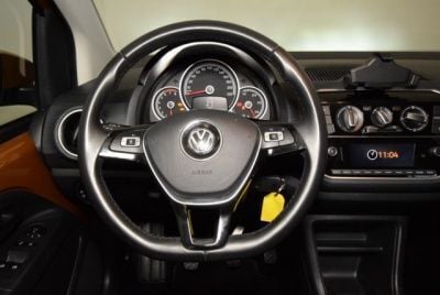 Gebraucht VW up! Sound 60 PS (44 kW) 2017 Gold metallic Kleinwagen