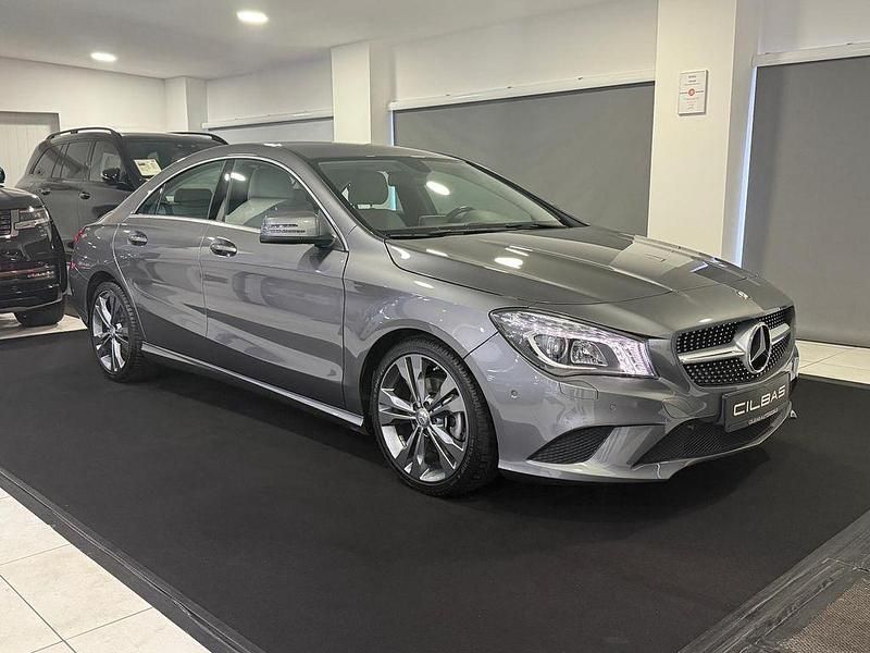Gebraucht Mercedes CLA200 Urban 156 PS (114 kW) 2014 Grau Limousine