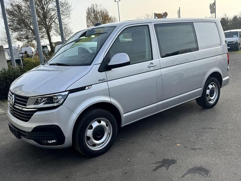 Gebraucht VW Transporter 150 PS (110 kW) 2023 Silber Van