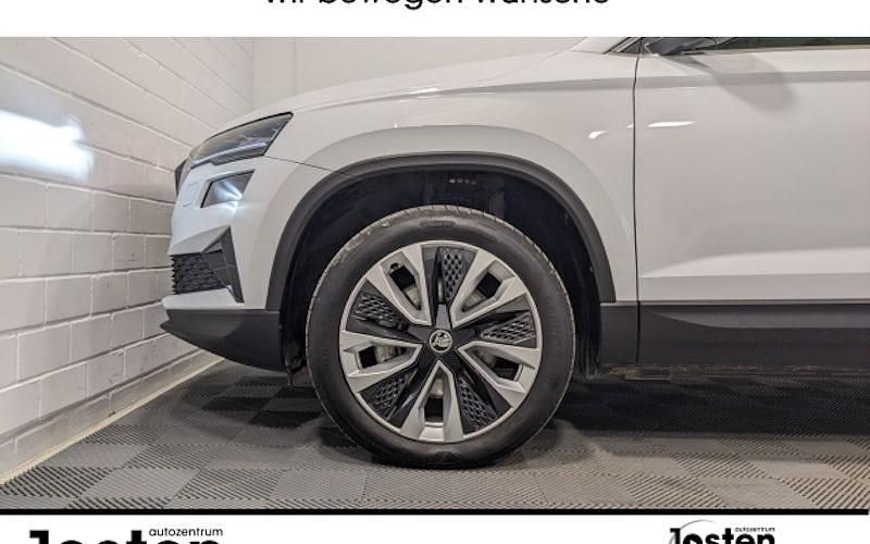 Gebraucht Skoda Karoq Selection 150 PS (110 kW) 2024 Weiß SUV