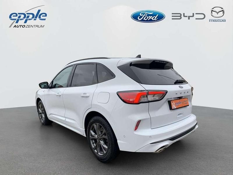 Gebraucht Ford Kuga ST-Line 150 PS (110 kW) 2021 Frostweiß SUV