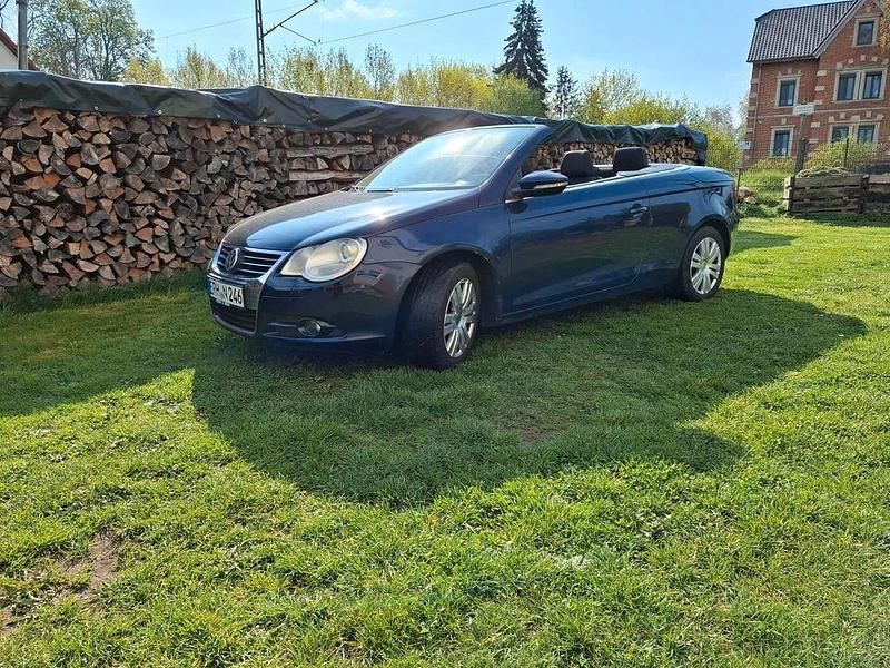 Usata VW Eos Edition 140 CV (102 kW) 2010 Blu Cabrio