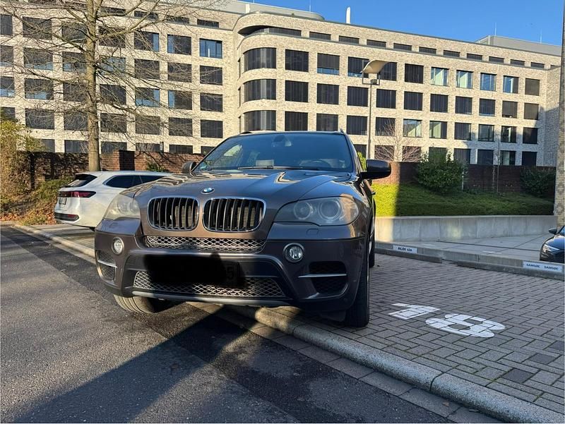 Braun Gebraucht 2010 BMW X5 SUV | 13.200 € (Fairer Preis) - Bild 1/4