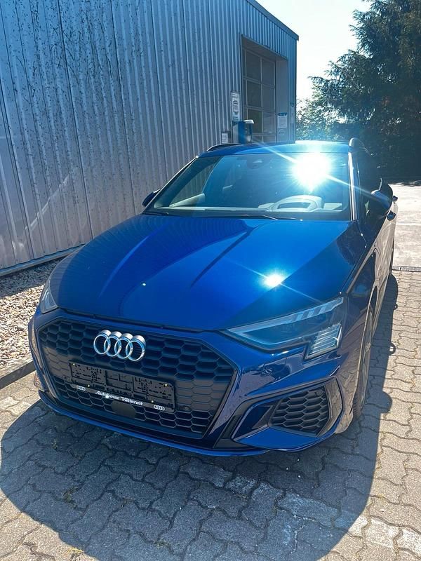 Gebraucht Audi A3 e-tron S-Line 200 PS (147 kW) 2021 Blau Kleinwagen