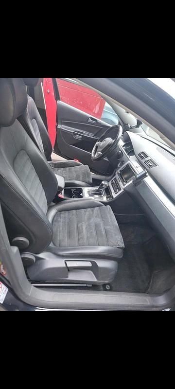 Usata VW Passat 170 CV (125 kW) 2010 Nero Station wagon