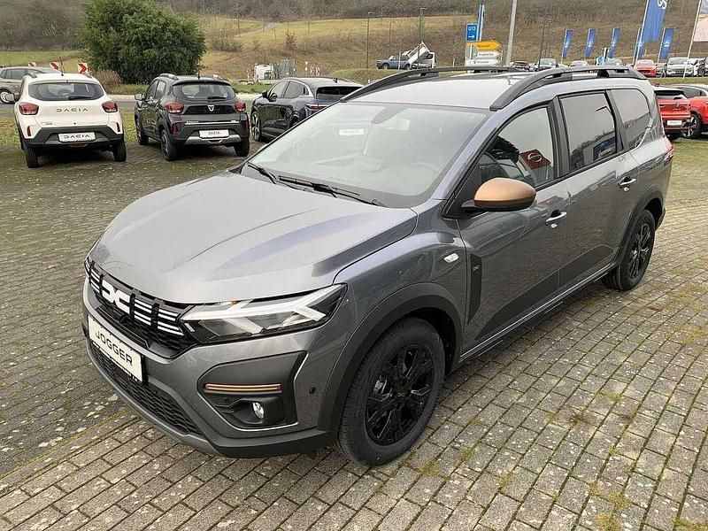 Grau Neu 2025 Dacia Jogger Extreme Limousine | 23.330 € (Fairer Preis) - Bild 1/4