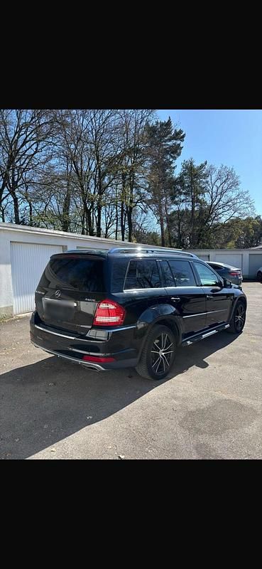 Gebraucht Mercedes GL450 306 PS (225 kW) 2010 Schwarz SUV