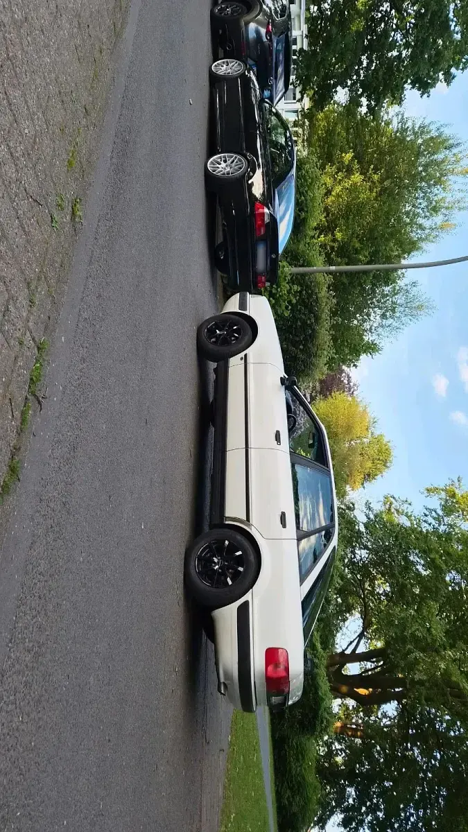 Gebraucht Audi 80 90 PS (66 kW) 2026 Limousine