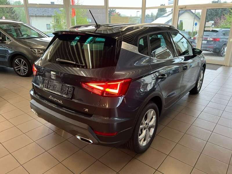 Gebraucht Seat Arona FR 110 PS (80 kW) 2024 Magnetic grau SUV