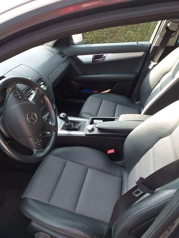 Gebraucht Mercedes CL180 156 PS (114 kW) 2008 Grau Coupé