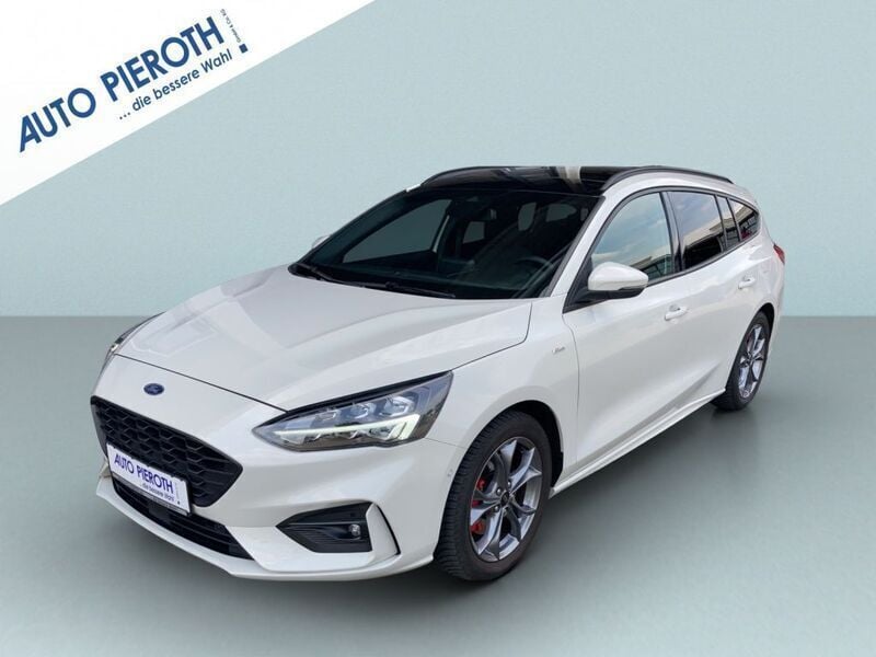 Weiß Gebraucht 2022 Ford Focus ST-Line X Limousine | 22.850 € (Fairer Preis) - Bild 1/4
