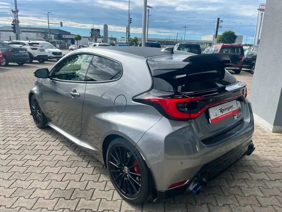 Gebraucht Toyota Yaris 280 PS (205 kW) 2024 Silber Coupé