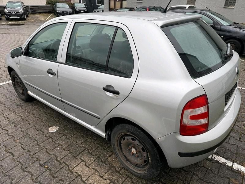 Gebraucht Skoda Fabia 75 PS (55 kW) 2005 Silber Kleinwagen