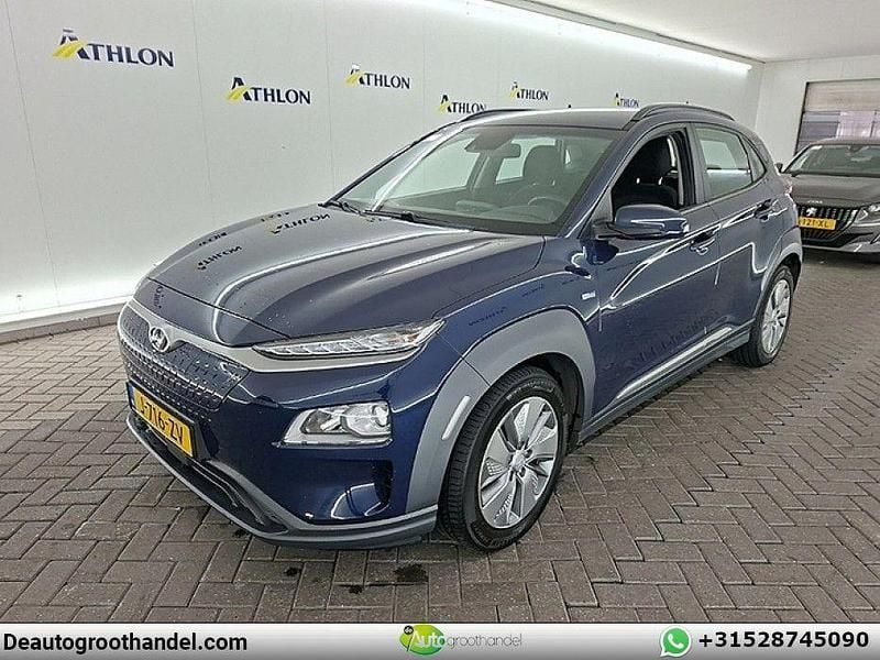 Blau Gebraucht 2020 Hyundai Kona Comfort SUV | 12.705 € (Superpreis) - Bild 1/4