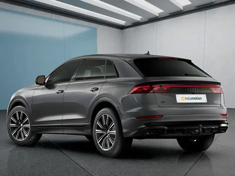 Gebraucht Audi Q8 286 PS (210 kW) 2025 Grau SUV