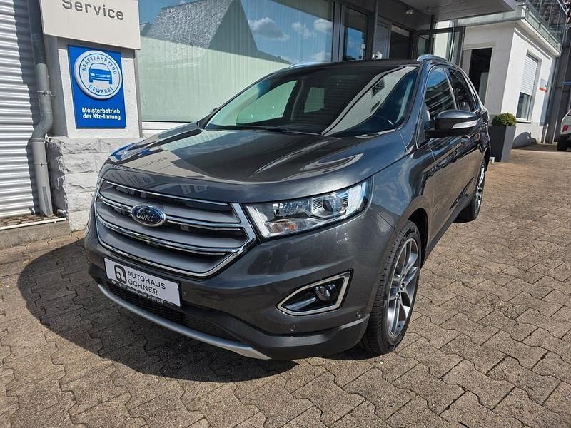 Grau Gebraucht 2017 Ford Edge Titanium SUV | 21.500 € (Fairer Preis) - Bild 1/4