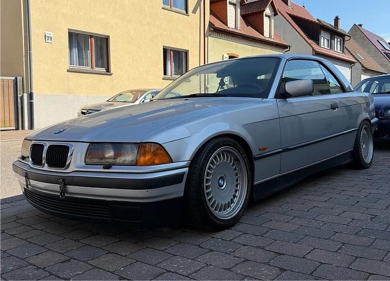 Gebraucht BMW 320 Cabriolet 150 PS (110 kW) 1998 Silber Cabrio