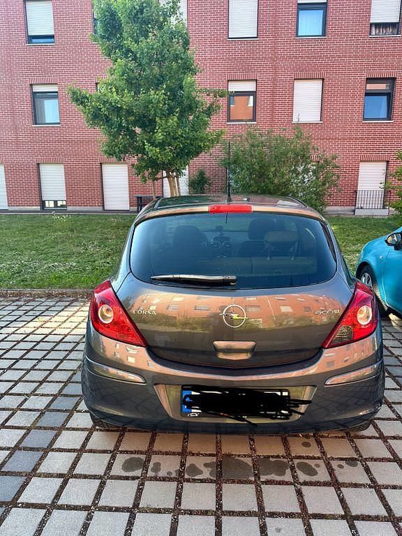 Gebraucht Opel Corsa Selection 69 PS (50 kW) 2010 Grau Kleinwagen