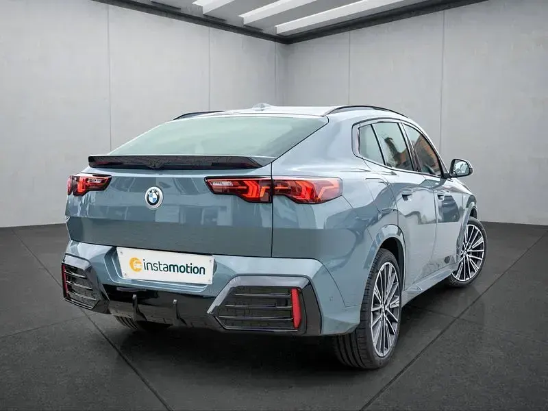 Gebraucht BMW X2 163 PS (119 kW) 2025 Grün SUV