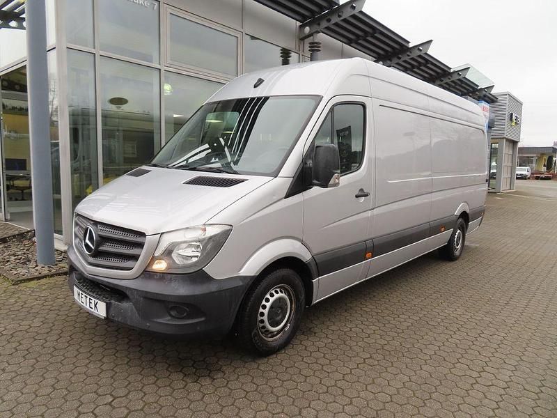 Silber Gebraucht 2018 Mercedes Sprinter Van | 19.988 € (Superpreis) - Bild 1/4