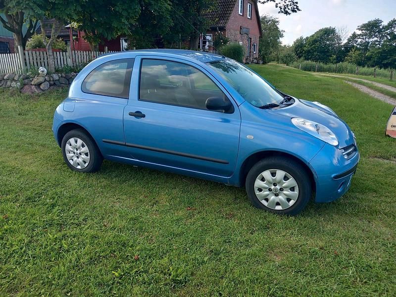 Blau Gebraucht 2006 Nissan Micra Kleinwagen | 2.200 € (Fairer Preis) - Bild 1/4