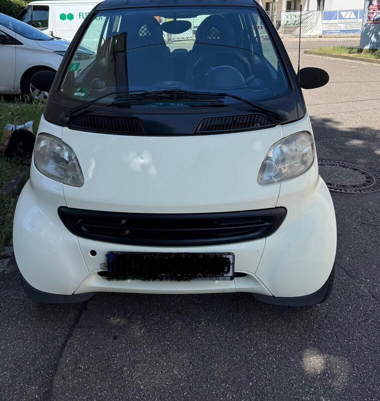 Weiß Gebraucht 1999 Smart ForTwo Coupé Kleinwagen | 1.500 € (Fairer Preis) - Bild 1/4