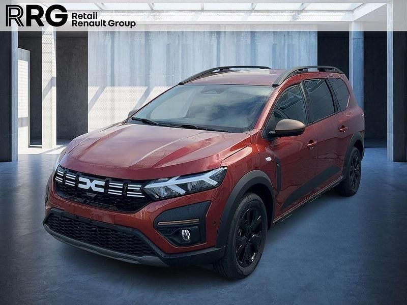 Braun Gebraucht 2025 Dacia Jogger Extreme Van / Kleinbus | 20.990 € (Fairer Preis) - Bild 1/3