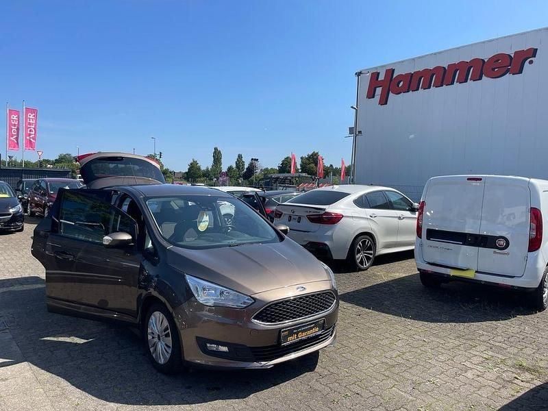 Braun Gebraucht 2016 Ford C-MAX Business Edition Van / Kleinbus | 8.599 € (Guter Preis) - Bild 1/4