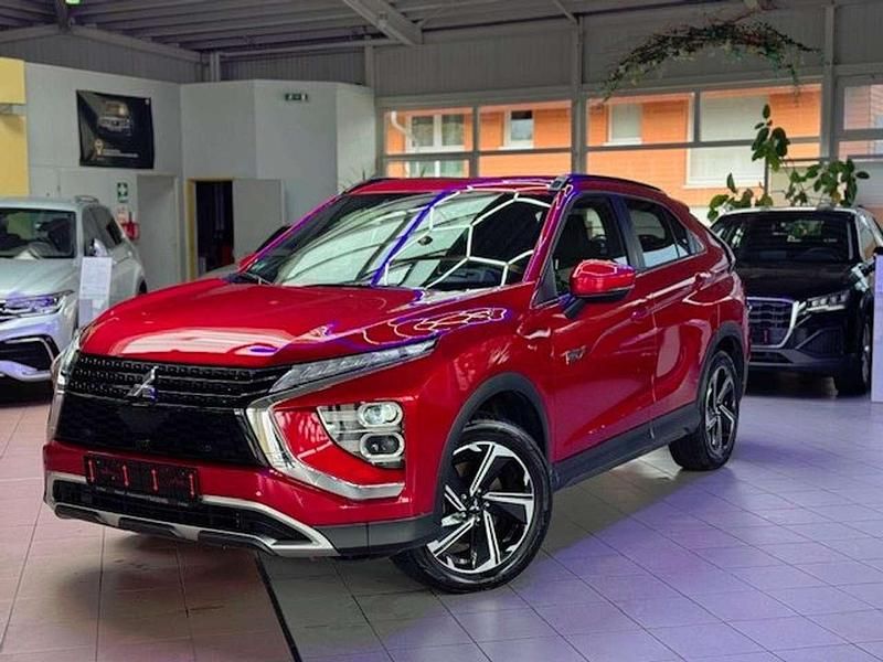 Red diamond Gebraucht 2021 Mitsubishi Eclipse Cross Plus SUV | 22.250 € (Fairer Preis) - Bild 1/4