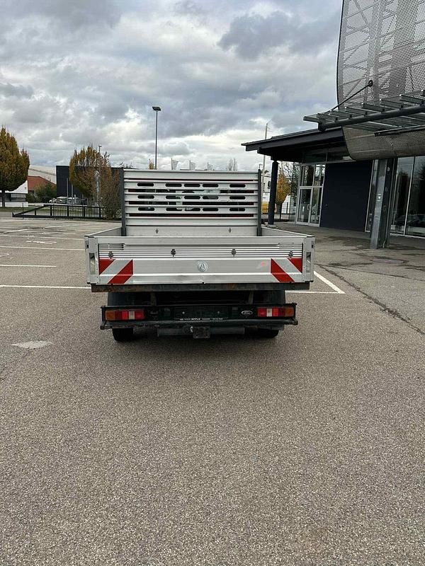 Second-hand Ford Transit 86 CP (63 kW) 2007 Roșu Break
