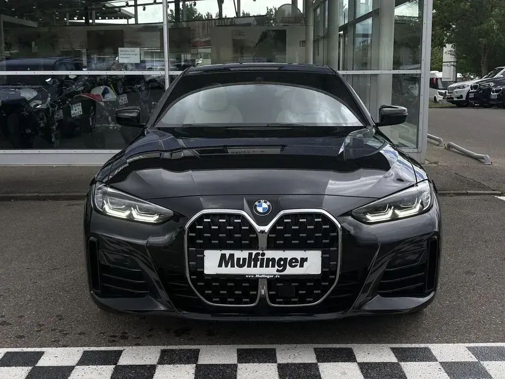 Gebraucht BMW 420 Performance 190 PS (139 kW) 2023 Black sapphire (metallic) Limousine