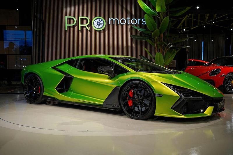 Gebraucht Lamborghini Revuelto 1016 PS (747 kW) 2024 Grün Coupé
