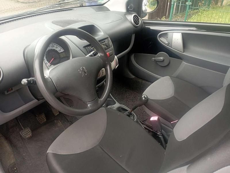 Gebraucht Peugeot 107 Filou 68 PS (50 kW) 2006 Schwarz Kleinwagen