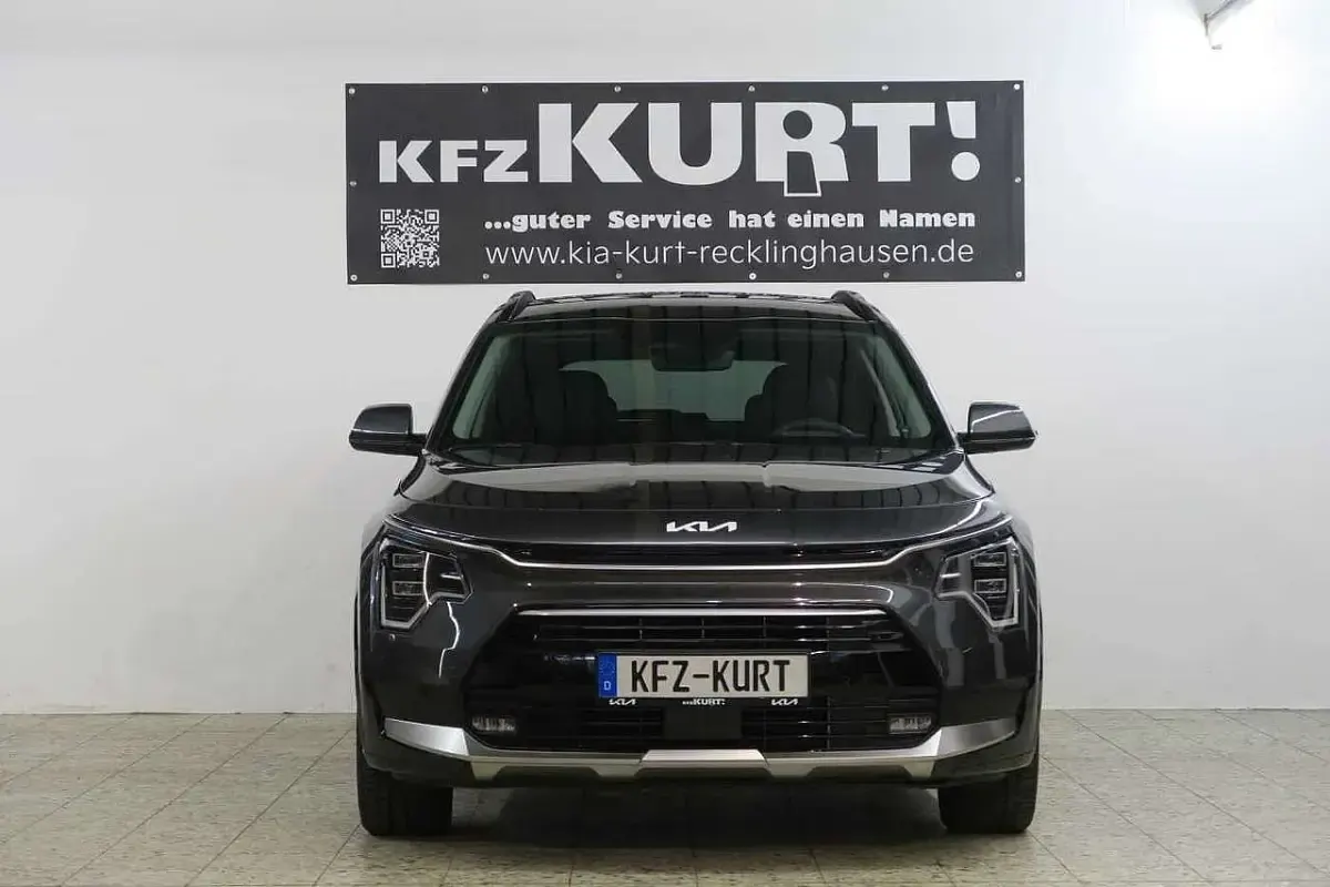 Używany Kia Niro 184 KM (135 kW) 2023 Szary SUV