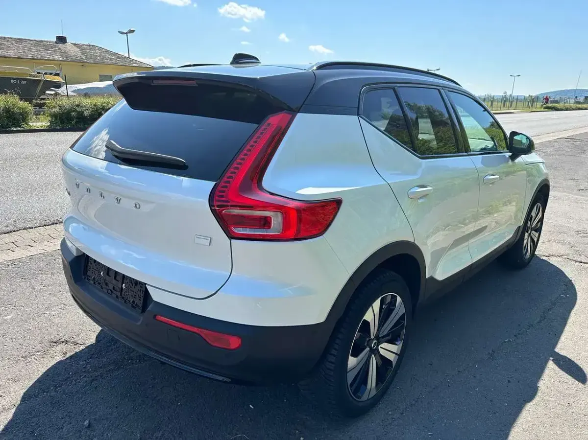 Brugt Volvo XC40 Ultimate 169 kW (231 HK) 2023 Hvid SUV