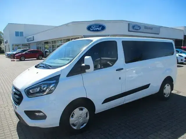 Usado Ford Transit Trend 170 CV (125 kW) 2021 Blanco Familiar