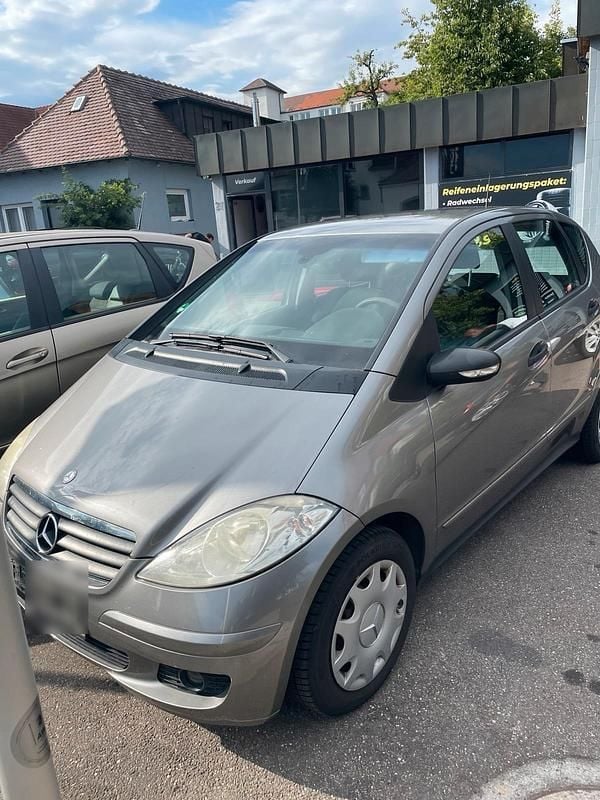 Grau Gebraucht 2007 Mercedes A180 Kombi | 850 € (Superpreis) - Bild 1/4