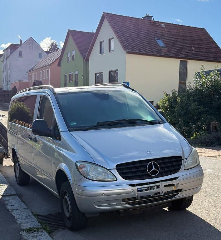Gebraucht Mercedes Vito 150 PS (110 kW) 2010 Silber Van