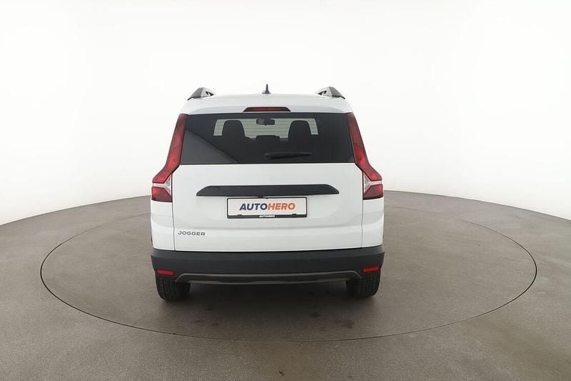 Gebraucht Dacia Jogger Extreme 110 PS (80 kW) 2022 Weiß Van / Kleinbus