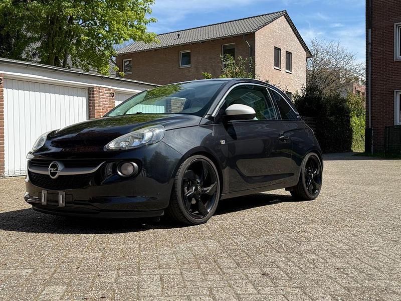 Second-hand Opel Adam 87 CP (63 kW) 2014 Negru Hatchback