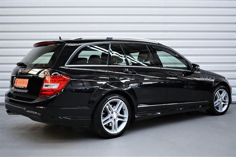 Gebraucht Mercedes C200 Sport 184 PS (135 kW) 2012 Schwarz Kombi