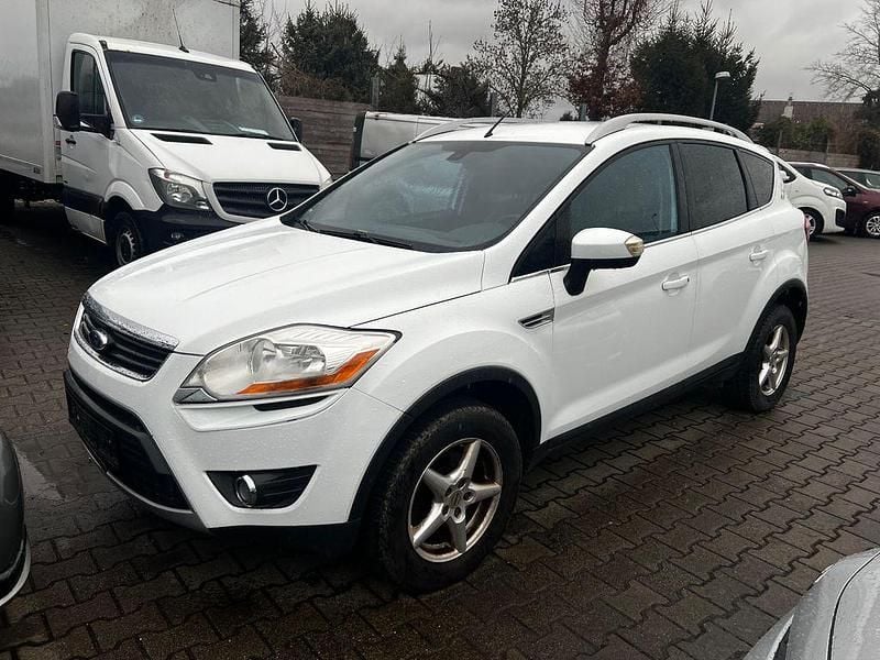Gebraucht Ford Kuga Titanium 136 PS (100 kW) 2009 Weiß SUV
