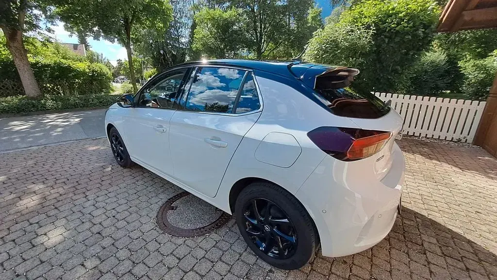 Gebraucht Opel Corsa Elegance 75 PS (55 kW) 2020 Weiß Kleinwagen
