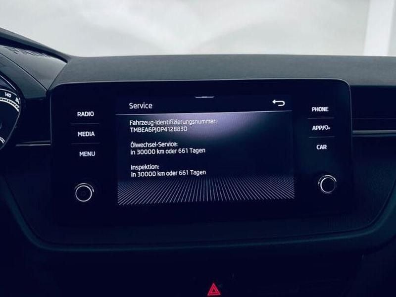 Gebraucht Skoda Fabia Active 65 PS (47 kW) 2024 Blau Kleinwagen