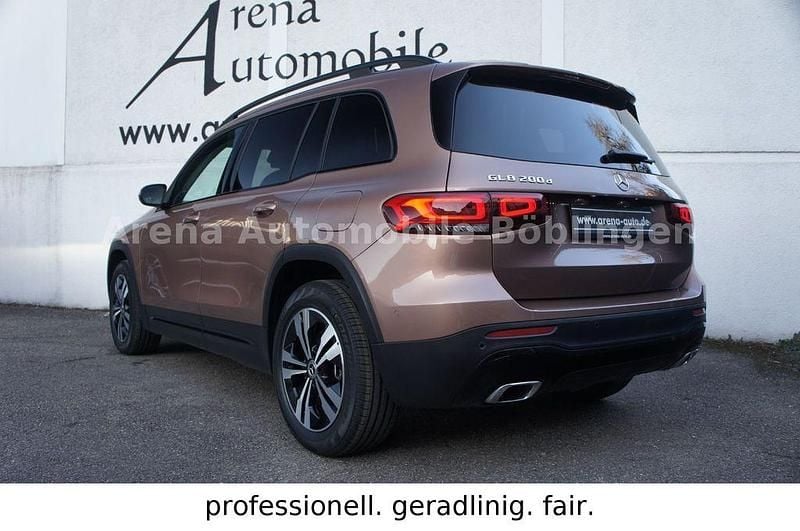 Gebraucht Mercedes GLB200 150 PS (110 kW) 2022 Gold SUV