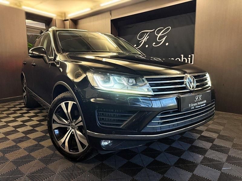 Gebraucht VW Touareg 262 PS (192 kW) 2015 Schwarz SUV