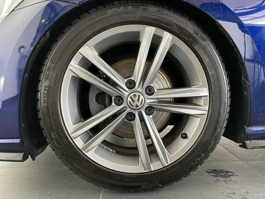 Gebraucht VW Golf VII Comfortline 150 PS (110 kW) 2017 Blau Limousine