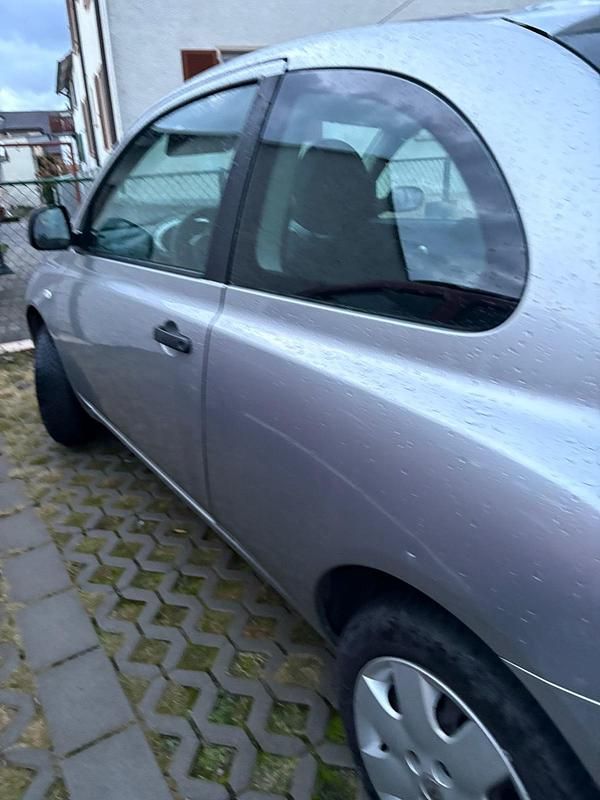 Gebraucht Nissan Micra 86 PS (63 kW) 2010 Beige Kleinwagen