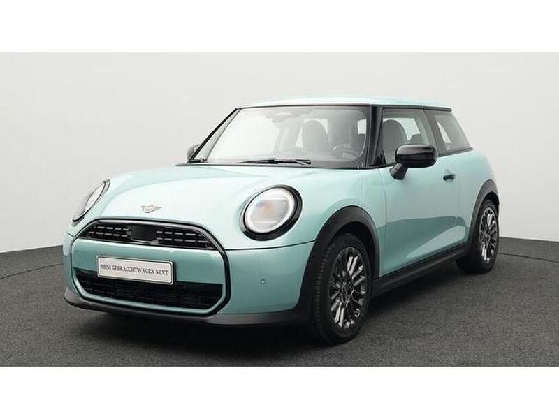 Gebraucht Mini Cooper Classic 114 kW (156 PS) 2025 Gruen Kleinwagen