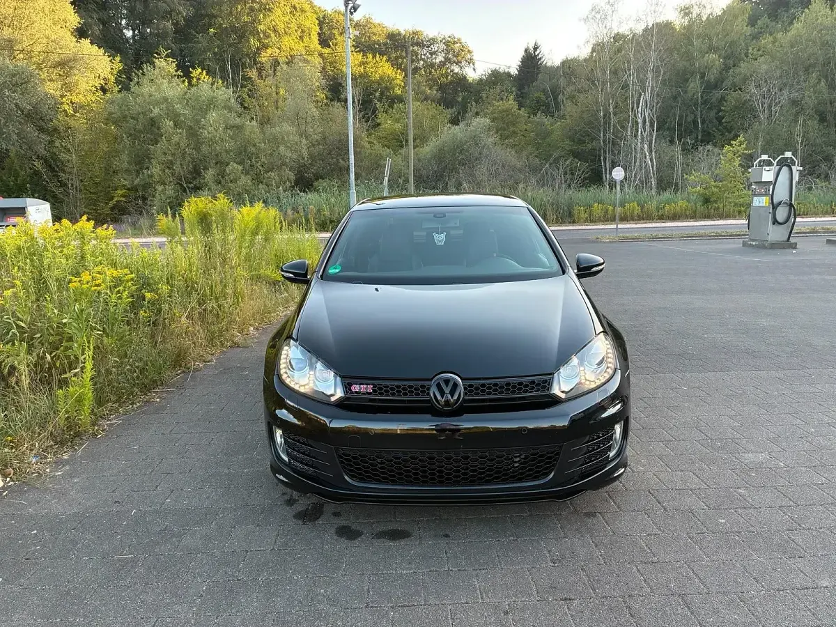 Gebraucht VW Golf VI Edition 340 PS (250 kW) 2011 Schwarz Kleinwagen